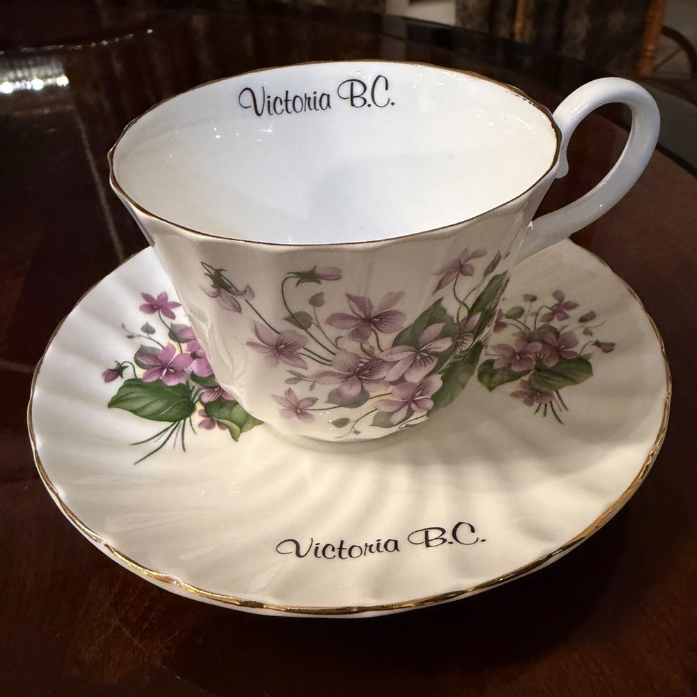 Vintage Royal Stuart Bone England
Cup & Saucer Violet on White
Victoria BC